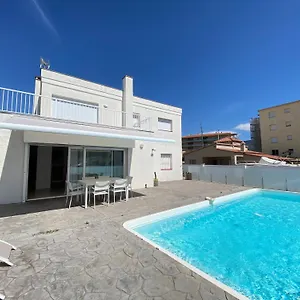 https://agi-cap-llarg.topcostabravahotels.com